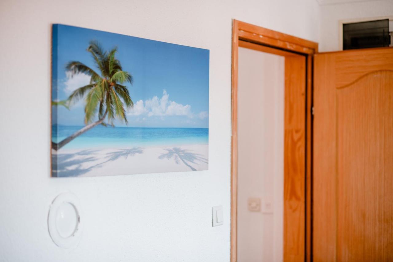 Ferienwohnung Apartmens Leona Karlobag Exterior foto